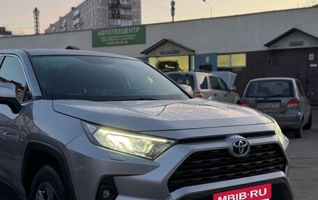 Toyota RAV4, 2022 год, 2 500 000 рублей, 2 фотография