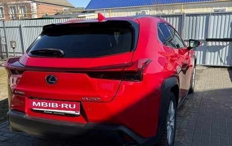 Lexus UX I, 2020 год, 3 500 000 рублей, 4 фотография