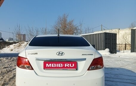 Hyundai Solaris II рестайлинг, 2015 год, 950 000 рублей, 4 фотография