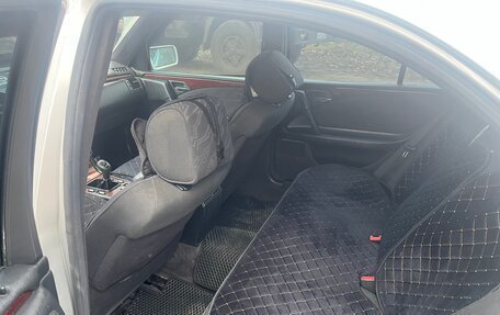 Mercedes-Benz E-Класс, 1997 год, 420 000 рублей, 11 фотография