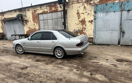 Mercedes-Benz E-Класс, 1997 год, 420 000 рублей, 8 фотография