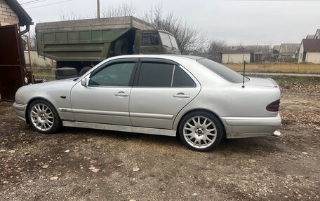 Mercedes-Benz E-Класс, 1997 год, 420 000 рублей, 13 фотография