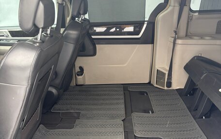 Chrysler Voyager IV, 2010 год, 1 550 000 рублей, 6 фотография