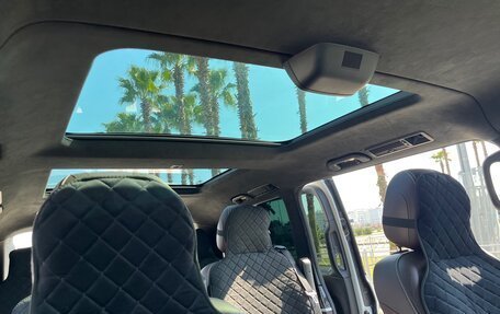 Mercedes-Benz V-Класс, 2017 год, 7 000 000 рублей, 12 фотография