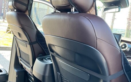 Mercedes-Benz V-Класс, 2017 год, 7 000 000 рублей, 9 фотография