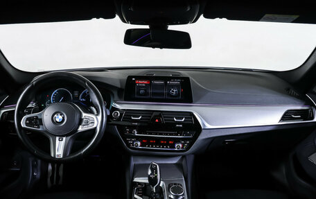 BMW 5 серия, 2019 год, 4 099 000 рублей, 17 фотография
