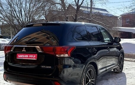 Mitsubishi Outlander III рестайлинг 3, 2016 год, 1 фотография