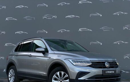 Volkswagen Tiguan II, 2021 год, 2 698 700 рублей, 3 фотография