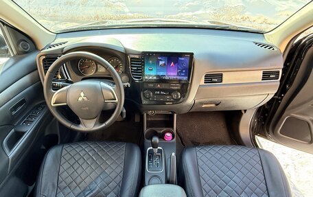 Mitsubishi Outlander III рестайлинг 3, 2016 год, 8 фотография