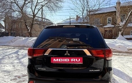 Mitsubishi Outlander III рестайлинг 3, 2016 год, 7 фотография