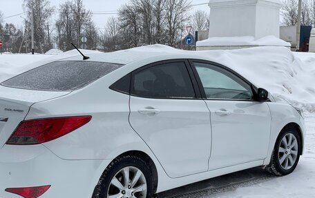 Hyundai Solaris II рестайлинг, 2014 год, 990 000 рублей, 4 фотография