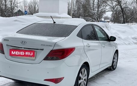 Hyundai Solaris II рестайлинг, 2014 год, 990 000 рублей, 18 фотография