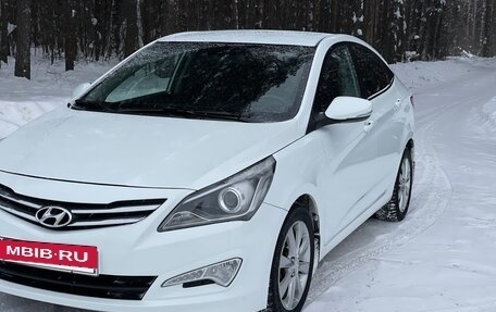 Hyundai Solaris II рестайлинг, 2014 год, 990 000 рублей, 11 фотография