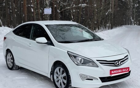 Hyundai Solaris II рестайлинг, 2014 год, 990 000 рублей, 21 фотография