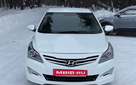 Hyundai Solaris II рестайлинг, 2014 год, 990 000 рублей, 22 фотография