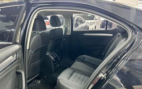 Skoda Superb III рестайлинг, 2024 год, 2 500 000 рублей, 10 фотография