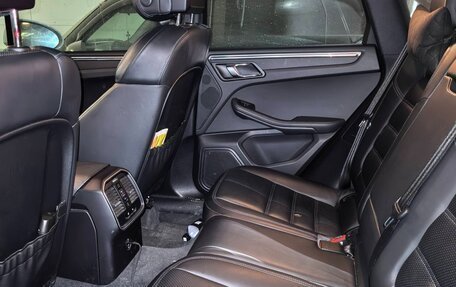 Porsche Macan I рестайлинг, 2021 год, 5 500 000 рублей, 8 фотография