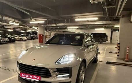 Porsche Macan I рестайлинг, 2021 год, 5 500 000 рублей, 2 фотография