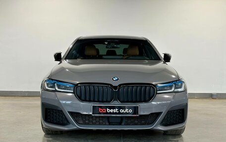 BMW 5 серия, 2021 год, 5 250 000 рублей, 3 фотография