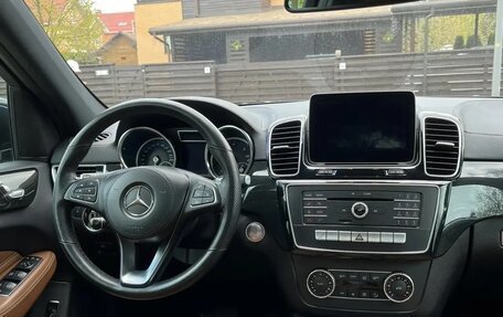 Mercedes-Benz GLS, 2018 год, 3 990 000 рублей, 12 фотография