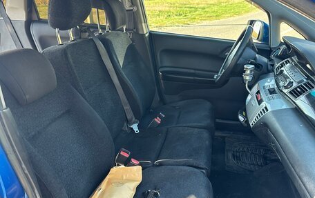 Honda FR-V, 2005 год, 650 000 рублей, 11 фотография