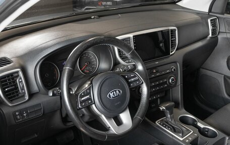 KIA Sportage IV рестайлинг, 2022 год, 2 426 300 рублей, 5 фотография