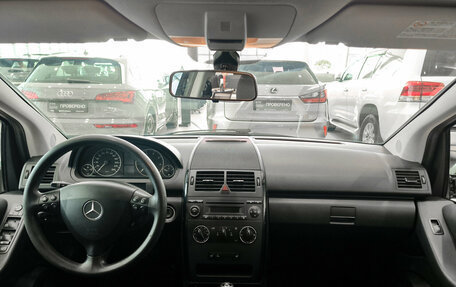 Mercedes-Benz A-Класс, 2011 год, 799 000 рублей, 14 фотография