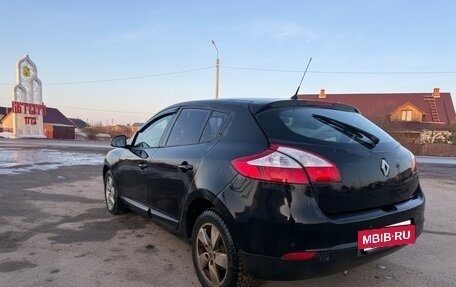 Renault Megane III, 2013 год, 550 000 рублей, 2 фотография