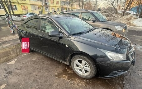 Chevrolet Cruze II, 2011 год, 750 000 рублей, 4 фотография
