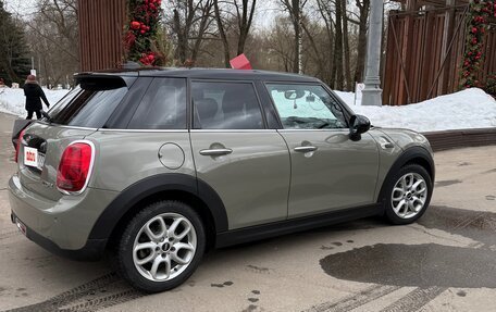 MINI Hatch, 2018 год, 1 850 000 рублей, 2 фотография