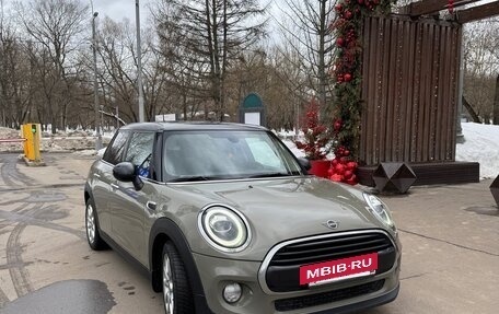 MINI Hatch, 2018 год, 1 850 000 рублей, 3 фотография