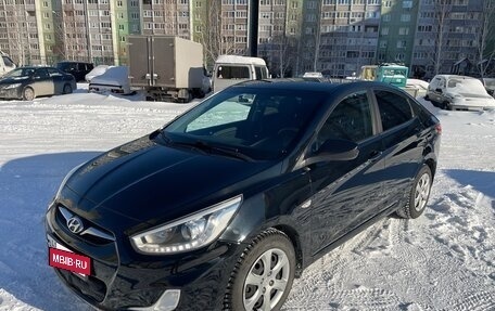 Hyundai Solaris II рестайлинг, 2013 год, 950 000 рублей, 5 фотография
