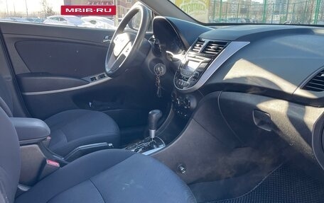 Hyundai Solaris II рестайлинг, 2013 год, 950 000 рублей, 15 фотография