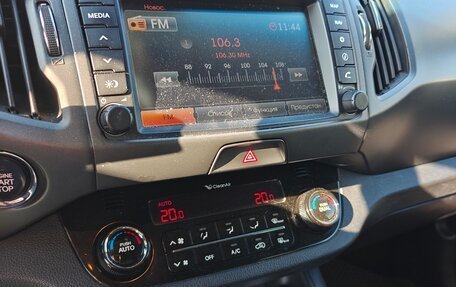 KIA Sportage III, 2011 год, 1 100 000 рублей, 2 фотография