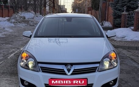 Opel Astra H, 2013 год, 570 000 рублей, 2 фотография