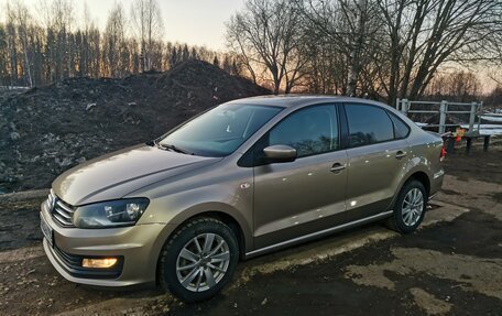 Volkswagen Polo VI (EU Market), 2017 год, 994 000 рублей, 1 фотография