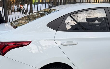 Hyundai Solaris II рестайлинг, 2018 год, 1 750 000 рублей, 3 фотография