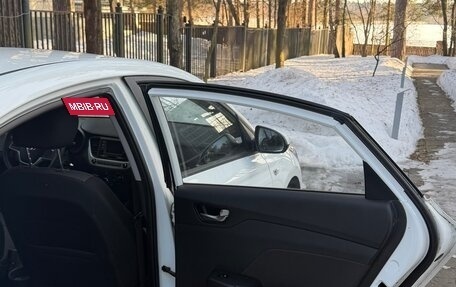 Hyundai Solaris II рестайлинг, 2018 год, 1 750 000 рублей, 7 фотография