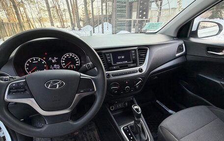 Hyundai Solaris II рестайлинг, 2018 год, 1 750 000 рублей, 22 фотография