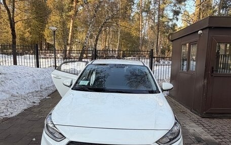 Hyundai Solaris II рестайлинг, 2018 год, 1 750 000 рублей, 26 фотография