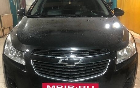 Chevrolet Cruze II, 2013 год, 665 000 рублей, 2 фотография