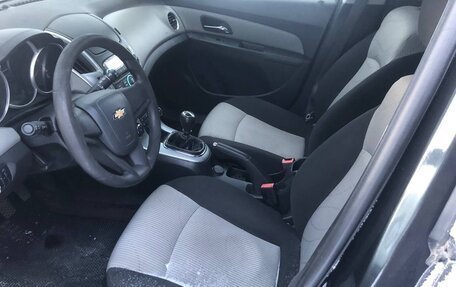 Chevrolet Cruze II, 2013 год, 665 000 рублей, 7 фотография