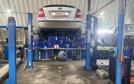 Ford Focus II рестайлинг, 2007 год, 500 000 рублей, 18 фотография