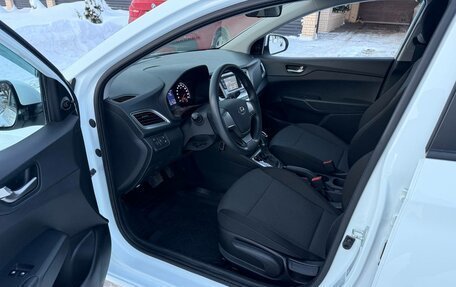 Hyundai Solaris II рестайлинг, 2019 год, 1 150 000 рублей, 10 фотография