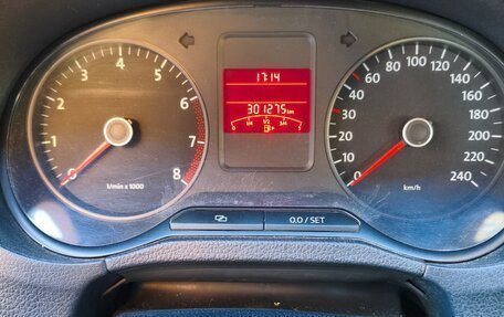 Volkswagen Polo VI (EU Market), 2011 год, 414 000 рублей, 18 фотография