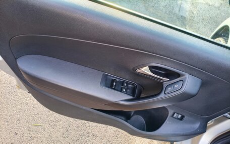 Volkswagen Polo VI (EU Market), 2011 год, 414 000 рублей, 13 фотография