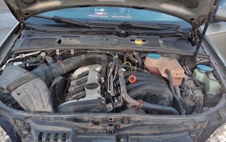 Audi A4, 2006 год, 650 000 рублей, 25 фотография