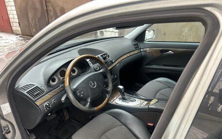 Mercedes-Benz E-Класс, 2002 год, 790 000 рублей, 5 фотография