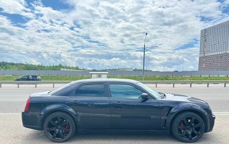 Chrysler 300C II, 2006 год, 1 800 000 рублей, 2 фотография
