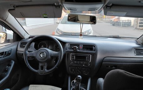 Volkswagen Jetta VI, 2014 год, 450 000 рублей, 5 фотография